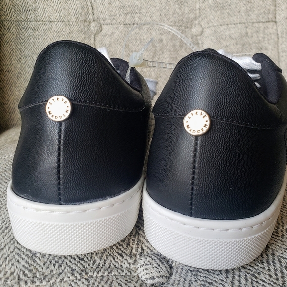 Steve Madden Shoes - Steve Madden Shoes NWOT 9